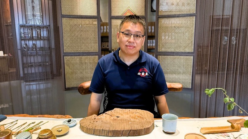 【老義豐品牌故事】一縷藥香傳百年：林稜淵的匠心夢與林鑫宏的守護情