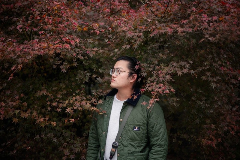 從電機男到復古寫真大師！專訪「時光」Gary：兩年半零薪水熬出頭，砸20萬燒古董婚紗，他為何感嘆台灣美感失落？