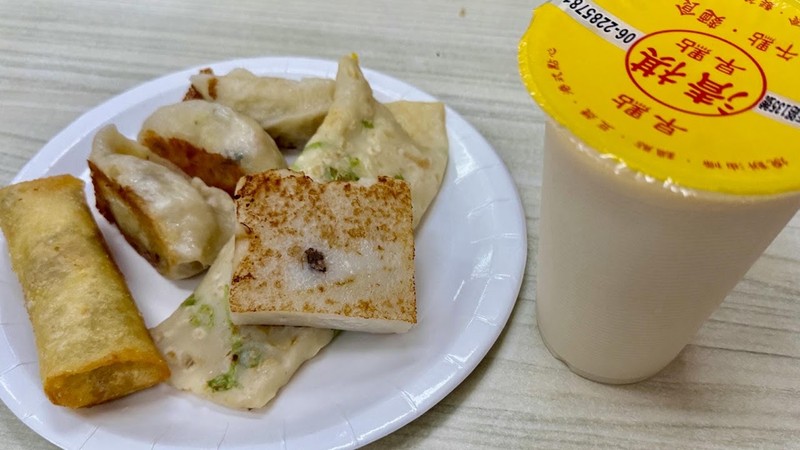 城隍廟旁的人氣早餐！清祺素食點心部 台式港式齊上桌、葷素都愛的晨間盛宴