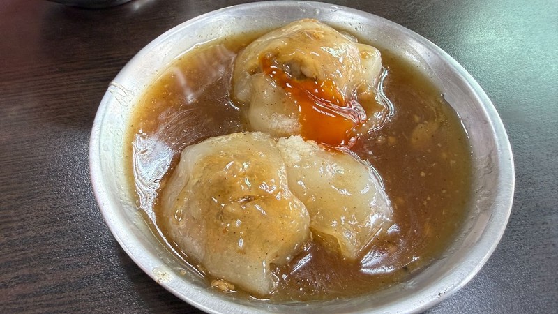 嘉義人懂吃！神級「清蒸肉圓」在城隍廟斜對面，靠這「神級醬汁」收服老饕