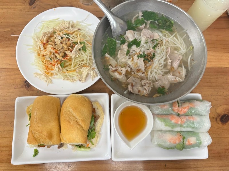 正宗越南河粉 —— 府城街頭的異國暖湯
