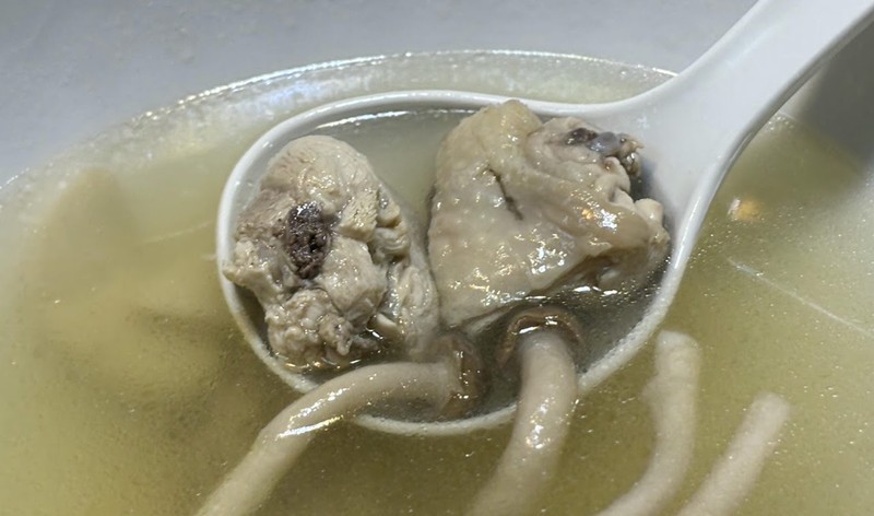一個人也能好好喝雞湯！安平「兜好麥鷄」溫暖開鍋