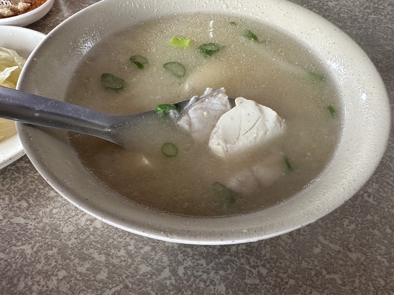 清根鮮魚湯-還賣汽油加黑油