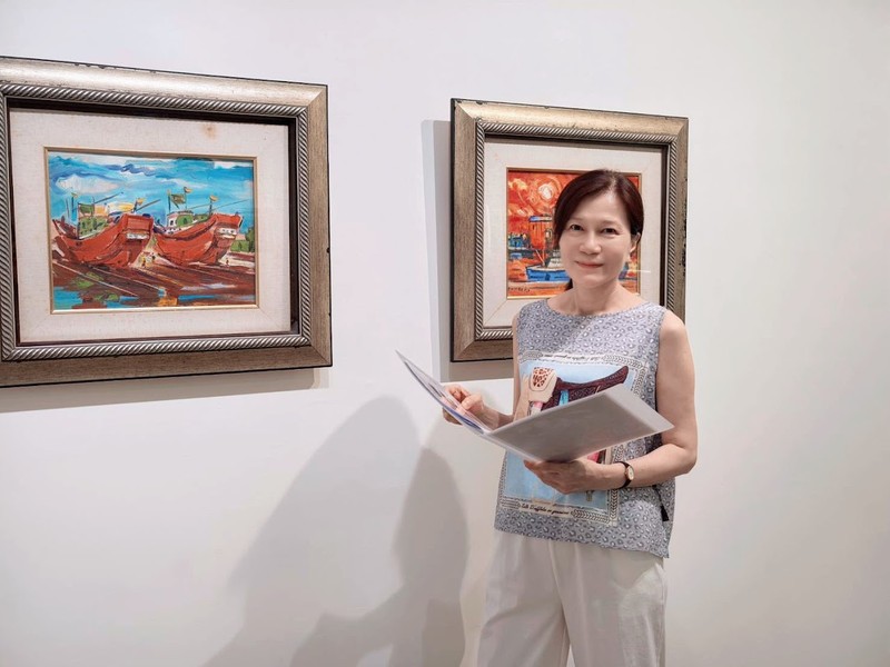 打破藝術的粉紅泡泡：專訪策展人張白伶，在浪漫與泥淖之間，做一個文化搭橋者