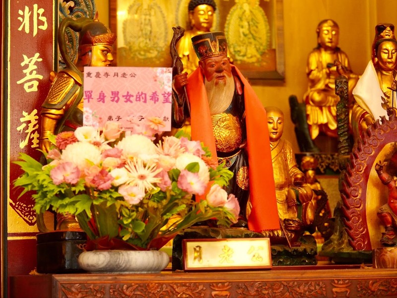 台南重慶寺七夕瘋搶月老御守！限量20份聖杯即送 爸媽也來代打求良緣