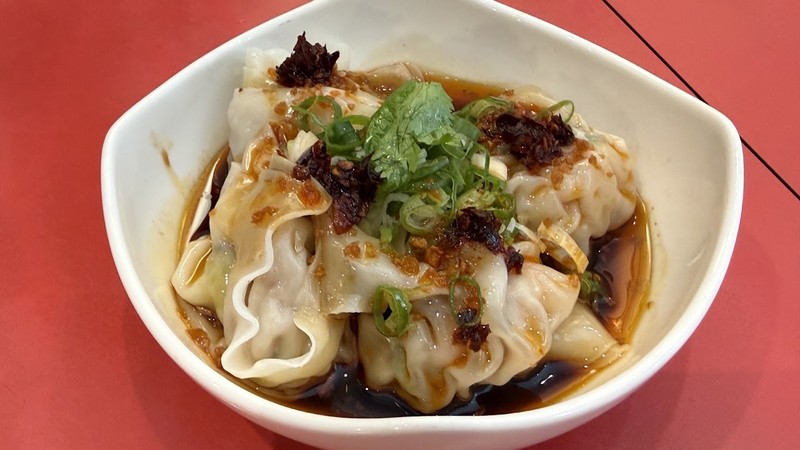 美術館旁開14年！這家港點連毛孩都能去！