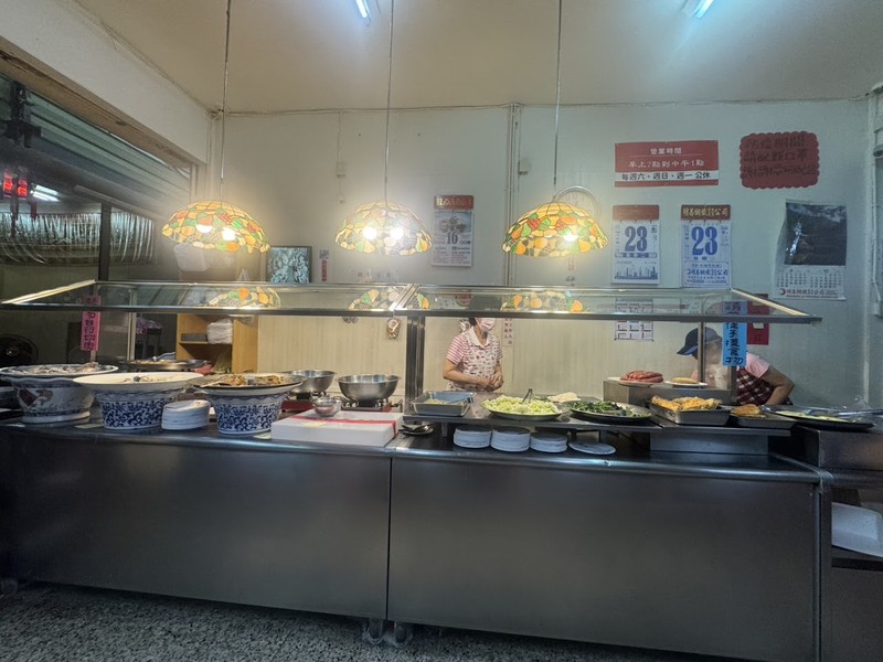 老台南人的早午餐：基明飯桌仔－鮮魚自助餐