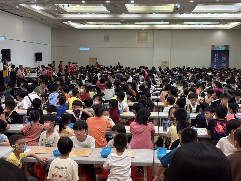 台南新光三越「腦力大亂鬥」！市長盃圍棋賽開戰，千名棋手爭當最強棋王