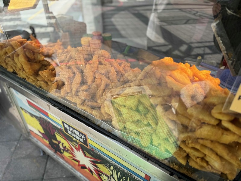 一口接一口停不下來！在地人激推「鴨米鴨米脆皮薯條」，外酥內綿超療癒