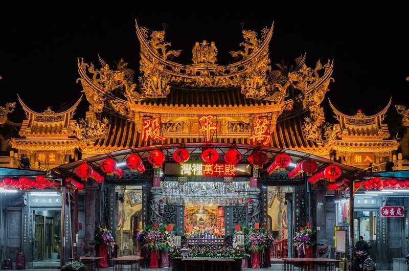等了18年！灣裡萬年殿王醮啟動「進香過爐」 三路神尊分赴古廟名剎祈平安