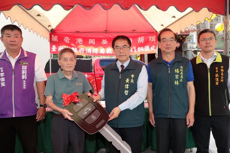 開基武廟關聖帝君再顯靈！「紅色戰馬」進駐消防隊，守護巷弄更給力