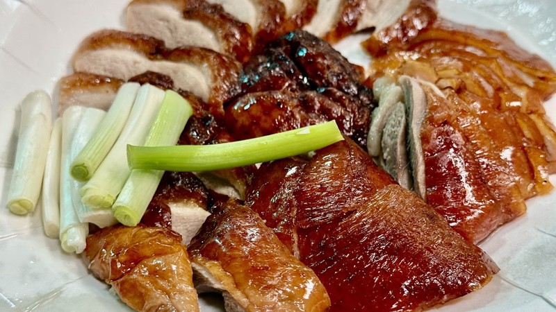 台南大同路上的琥珀色誘惑——「福企軒」北平烤鴨，皮脆肉嫩的極致二吃