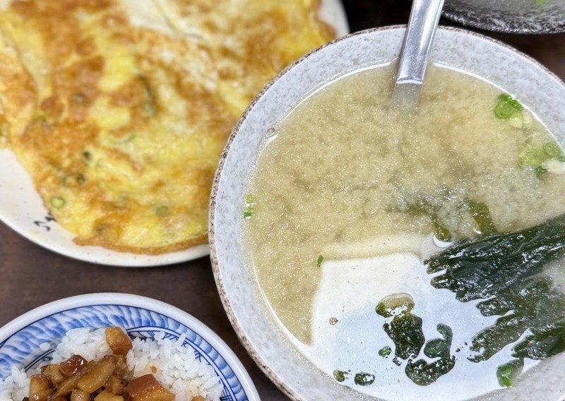 颱風雨天裡的一碗暖湯